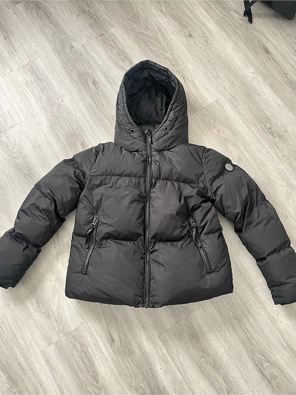 Alaska Puffer Jacket Black Size Large Like New